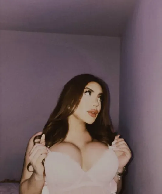 LanaRouzz